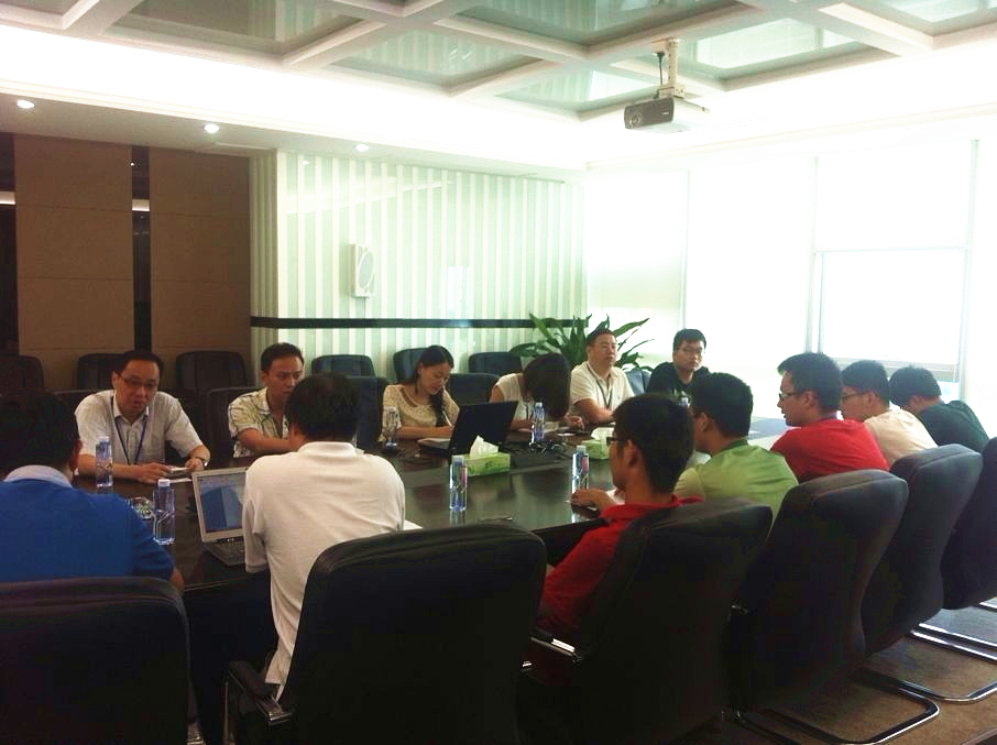 永利3044集团官网举行2014届实习生座谈会