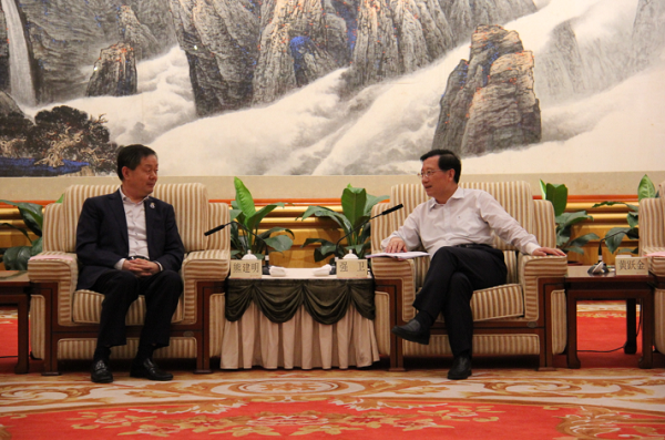 江西省委书记强卫会见永利3044集团官网董事长熊建明