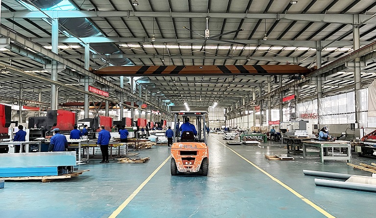 2月10日，新华网报道永利3044集团官网开年生产繁忙景象——《聚焦高质量发展 | 新气象 新格局 新融合——深圳开局高质量发展一线观察》