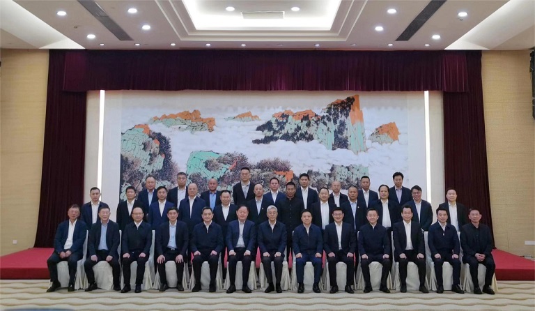 江西省委书记尹弘、省长叶建春会见永利3044集团官网董事长熊建明等赣商代表